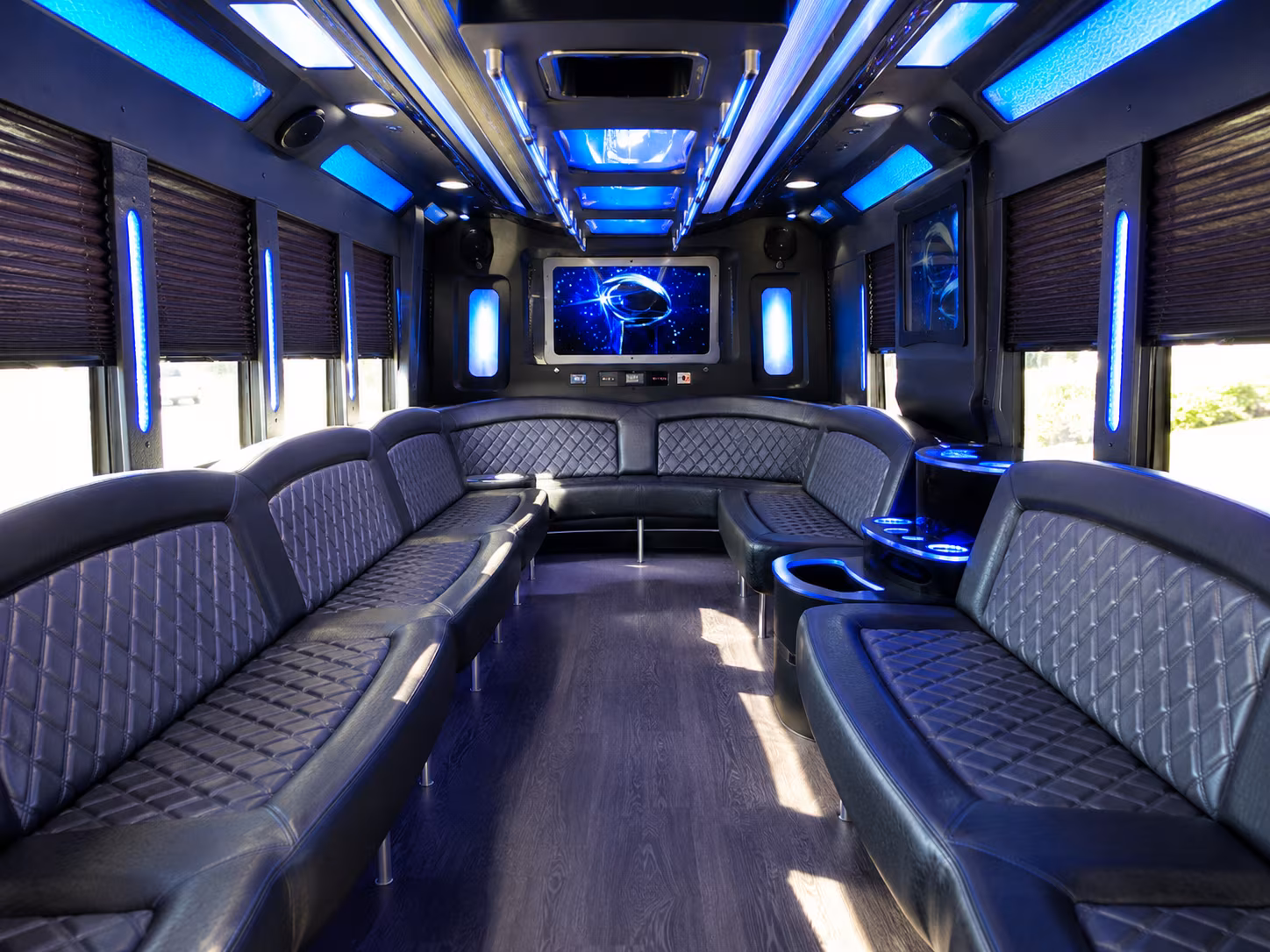harrisonburg 28 passenger party bus inside